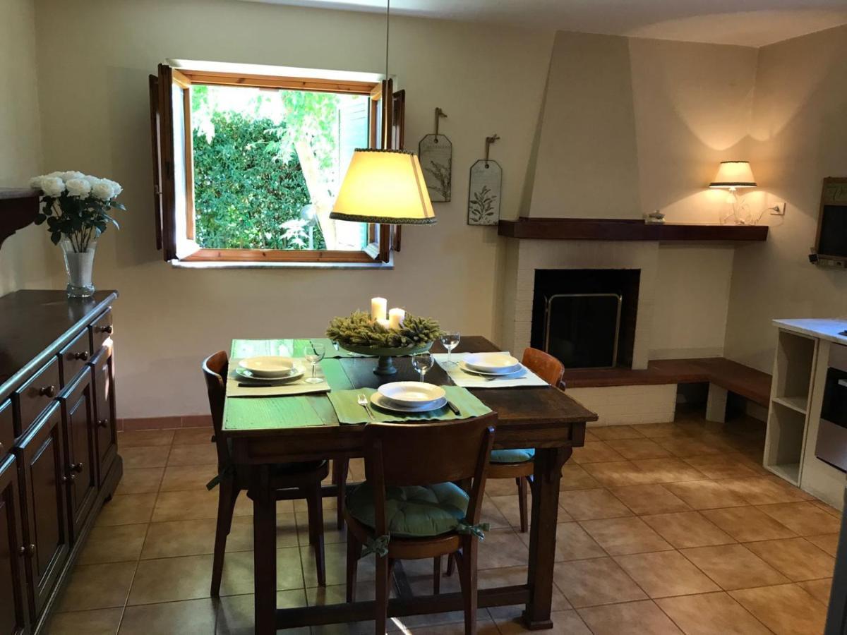 Apartmán Bettina Urbana Lucca Exteriér fotografie